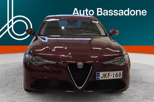 Alfa Romeo Giulia vaihtoauto