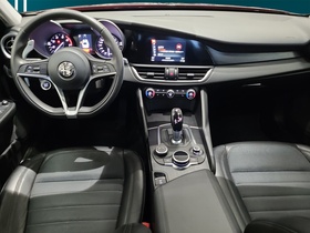 Alfa Romeo Giulia vaihtoauto