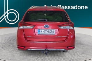 Toyota Auris vaihtoauto