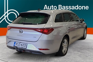 SEAT Leon Sportstourer vaihtoauto