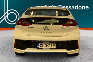 Hyundai IONIQ hybrid vaihtoauto