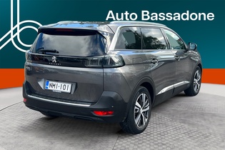 Peugeot 5008 vaihtoauto