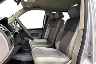 Volkswagen Caravelle vaihtoauto