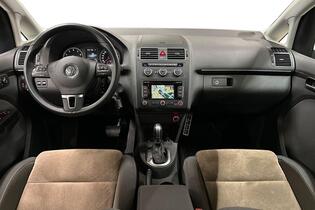 Volkswagen Touran vaihtoauto