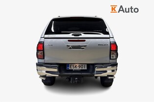 Toyota Hilux vaihtoauto