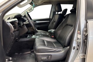 Toyota Hilux vaihtoauto