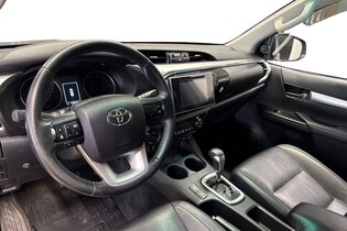 Toyota Hilux vaihtoauto