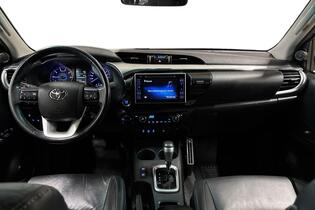 Toyota Hilux vaihtoauto