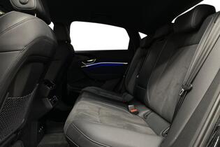 Audi Q8 e-tron vaihtoauto