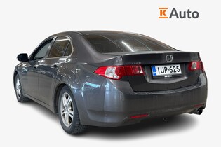 Honda Accord vaihtoauto