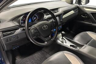 Toyota Avensis vaihtoauto