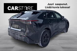 Toyota bZ4X vaihtoauto