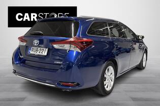 Toyota Auris vaihtoauto