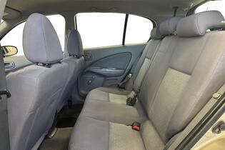 Nissan Almera vaihtoauto