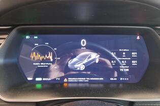 Tesla Model S vaihtoauto