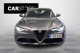 Alfa Romeo Giulia vaihtoauto