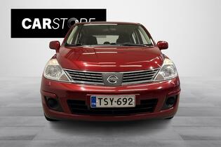 Nissan Tiida vaihtoauto