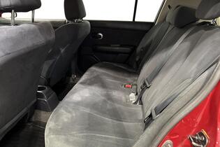 Nissan Tiida vaihtoauto