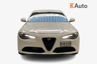 Alfa Romeo Giulia vaihtoauto