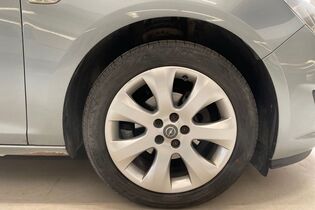 Opel Astra vaihtoauto
