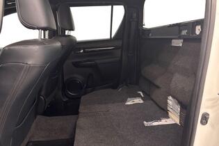 Toyota Hilux vaihtoauto