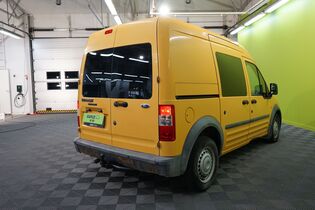 Ford Transit Connect vaihtoauto
