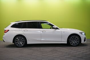 BMW 330 vaihtoauto