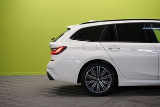 BMW 330 vaihtoauto
