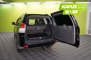 Toyota Land Cruiser vaihtoauto