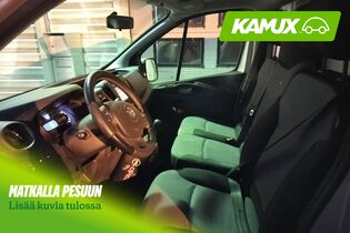 Opel Vivaro vaihtoauto