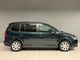 Volkswagen Touran vaihtoauto