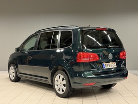 Volkswagen Touran vaihtoauto