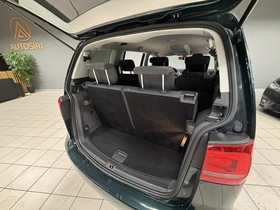 Volkswagen Touran vaihtoauto