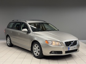 Volvo V70 vaihtoauto