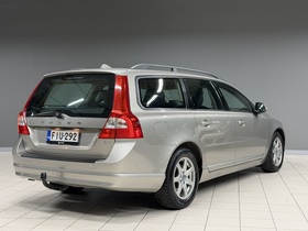 Volvo V70 vaihtoauto
