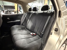 Nissan Tiida vaihtoauto