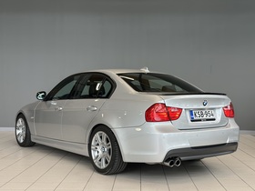 BMW 330 vaihtoauto