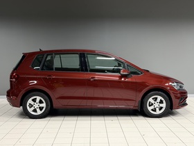 Volkswagen Golf Sportsvan vaihtoauto