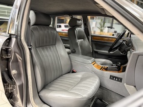 Jaguar Sovereign vaihtoauto