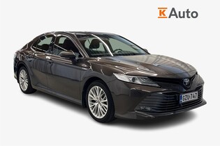 Toyota Camry vaihtoauto