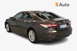 Toyota Camry vaihtoauto