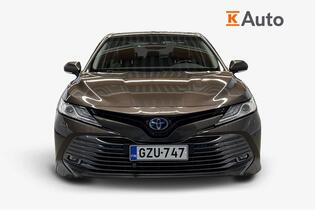 Toyota Camry vaihtoauto