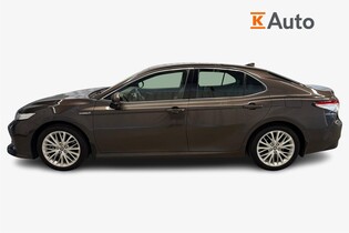Toyota Camry vaihtoauto