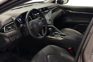 Toyota Camry vaihtoauto