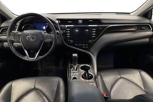 Toyota Camry vaihtoauto
