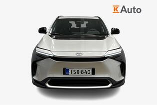 Toyota bZ4X vaihtoauto