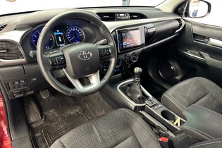 Toyota Hilux vaihtoauto