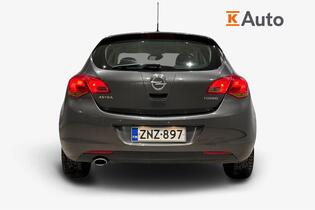 Opel Astra vaihtoauto