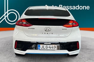 Hyundai IONIQ hybrid vaihtoauto