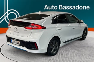 Hyundai IONIQ hybrid vaihtoauto